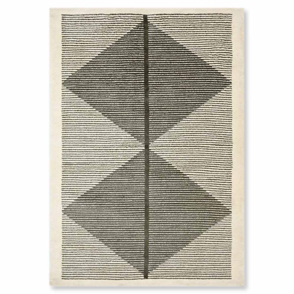 Rug with geometric pattern on a white background