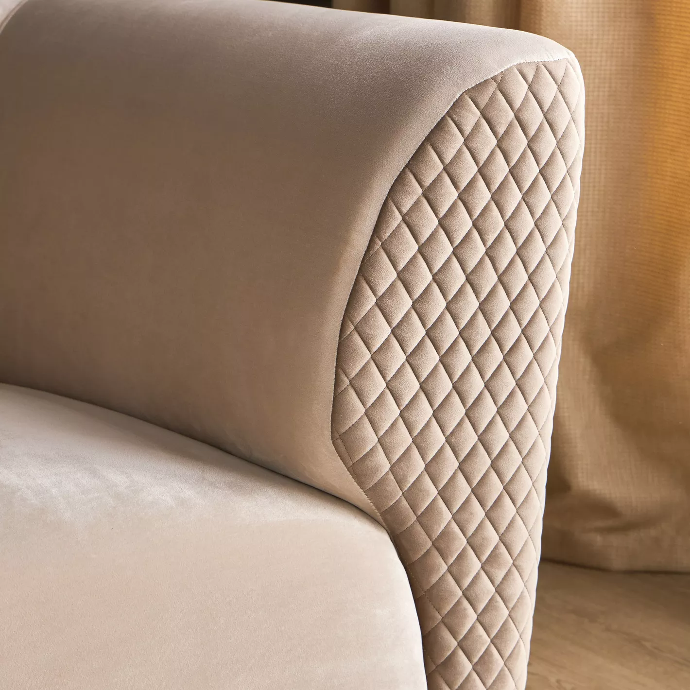 3-Seater Fabric Sofa – Stylish Comfort for Modern Living